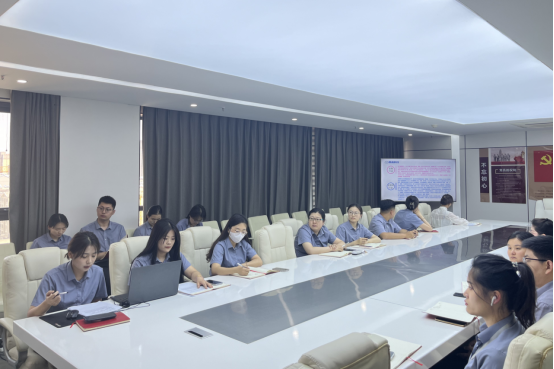 筑牢文化根基，共绘团队未来丨微桌集团组织开展业务发展形势及新政策培训活动